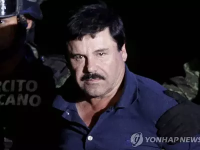 '현금 채운 비행기’, ‘고문 뒤 생매장’…마약왕 구스만의 실체