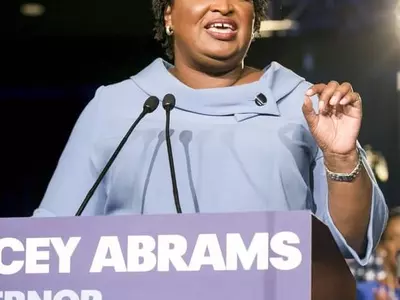 에이브럼스, 트럼프 국정연설에 '맞불'