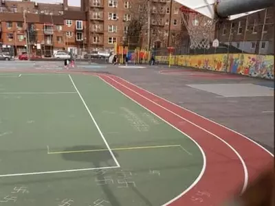 뉴욕 초등학교 운동장에 ‘나치 문양’ 낙서