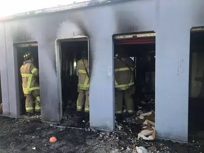 연일 화재...  이번엔 노숙자, 창고서 불 피우다