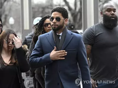 혐오범죄 자작극  스몰렛 기소 철회