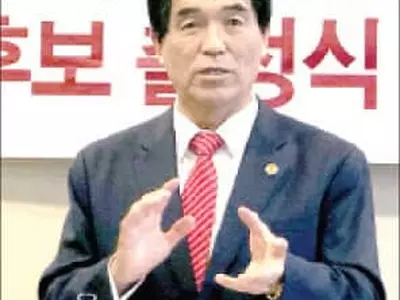 미주한인회 총연회장 선거 2파전