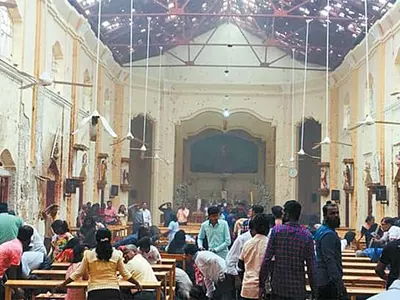 ‘부활절 피의 참사’ 스리랑카 8곳 연쇄폭발… “207명 사망”