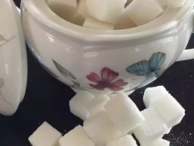 아동·청소년의 설탕 섭취 하루 25g 미만으로 줄여야