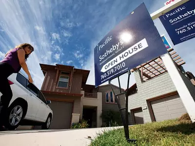 강물을 거슬러 오르는 연어처럼 돌아온‘부메랑 바이어’