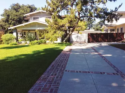 앞마당에 빨래 널었다가 관할 시 정부 벌금 통보