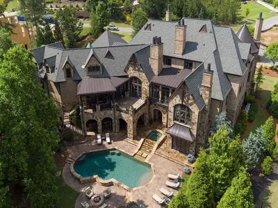 1,900만→ 520만달러,  스와니 호화 저택 8년만에 매물로