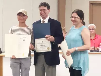 익사 위기 여아 구한 한인 여대생