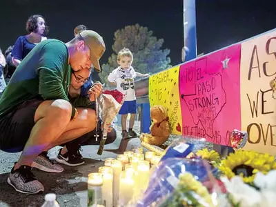 테러·증오범죄 온상된 ‘극우 사이트’