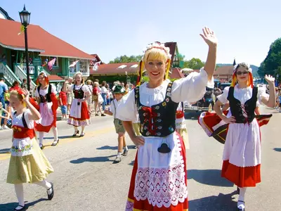 헬렌 조지아 '옥토버 페스트' 개막 