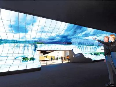 전기 흐르면 자체발광… 에너지 크기 별로 총천연색 표현