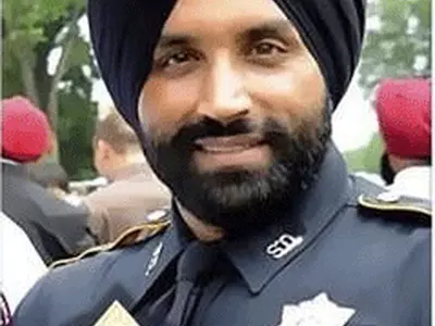 미 최초 시크교 경관 피격 사망