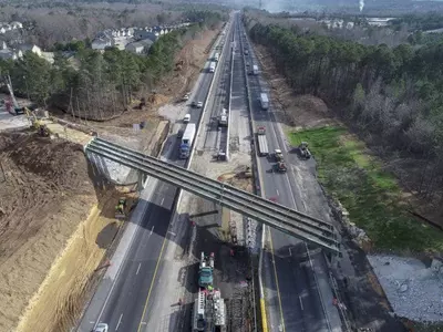 메트로 주요 간선 도로 건설 계획안 수정