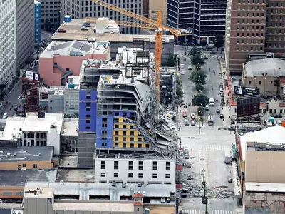 미국에서도 이런 일이… 공사중 호텔  ‘와르르’