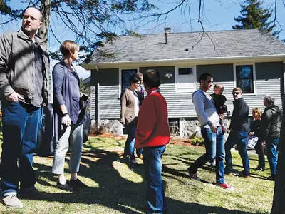 모기지 이자율‘뚝뚝’… 주택시장 활기