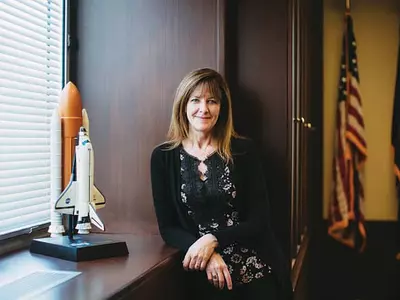 여성을 위해 우주 길 닦은 여성 우주비행사 은퇴