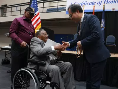 "한국을 지켜주셔서 감사합니다"