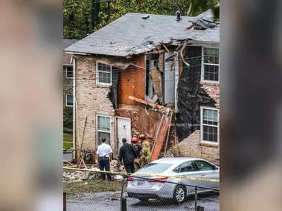 경비행기 주택에 추락…2명 사망