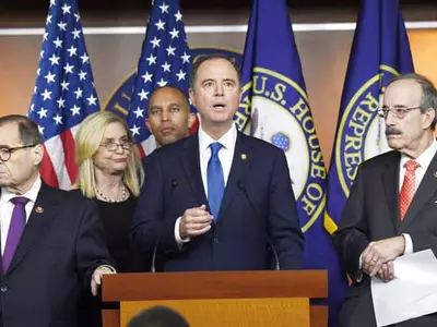 ‘트럼프 탄핵조사 공식화’ 결의안 통과