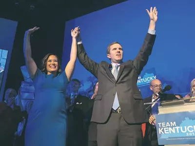 ‘대선 풍향계’선거 민주 승리… 트럼프에 경고음