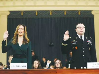 “트럼프의‘우크라 통화’부적절·이례적”