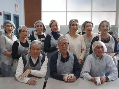 〈사진〉 "감사절에 노숙자에게 온정을 전했어요"