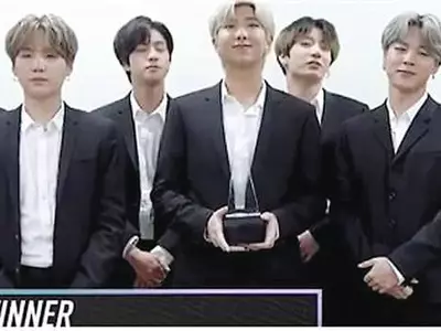 BTS, 비 영어권 가수 첫 ‘최고 인기그룹상’