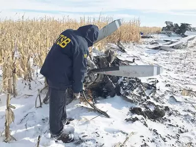 경비행기 추락 기업가 가족 4대 참변