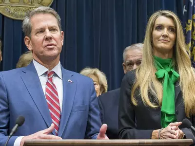 〈사진〉 켐프 주지사 뢰플러 상원의원 지명