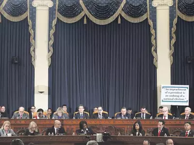 법사위, 학자들 불러 “트럼프 탄핵감”