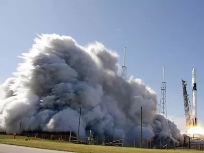 스페이스X 로켓 또 우주정거장으로…