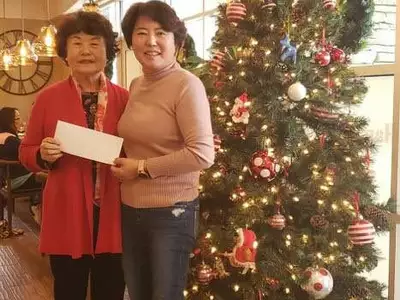 애틀랜타 여성 골프협회 후원금전달