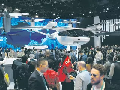 현대차, 수직이착륙 개인용 비행체 전시 화제