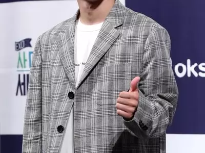 SM “엑소 첸, 비연예인과 비공개 결혼”