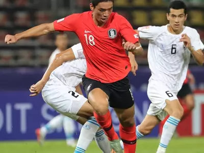 오세훈 생일축포 펑! 펑!…김학범호, 우즈베크 꺾고 조1위로 8강