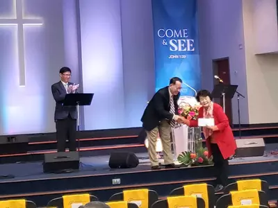 '먼저 그의 나라와 의를 구하자'