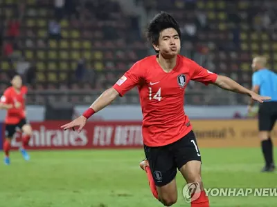 한국 남자축구, 세계 첫 9회 연속 올림픽 본선…호주 꺾고 결승
