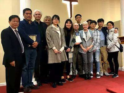 "다가오는 10년을 바라보며"