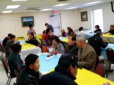 “2박 3일을 정성껏 고아 떡국 준비”