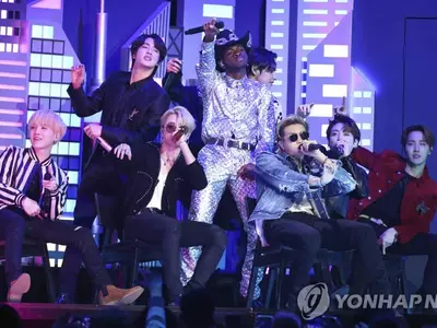 방탄소년단, 한국 가수 첫 그래미 공연…대중음악사 또 한획