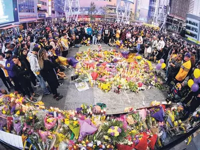 NBA, 코비 사망에 슬픔 빠진 레이커스 경기 연기