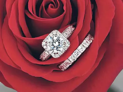 ‘빛나는 보석’ 여심 훔치고 ‘스마트 기기’ 남심 잡는다