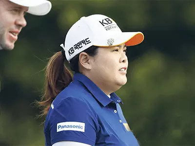 박인비, 깔끔한 버디 4개…호주여자오픈 2R 공동선두