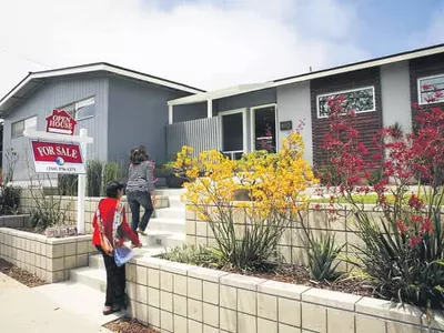 모기지 금리 8년만 최저… 주택시장·재융자 활기