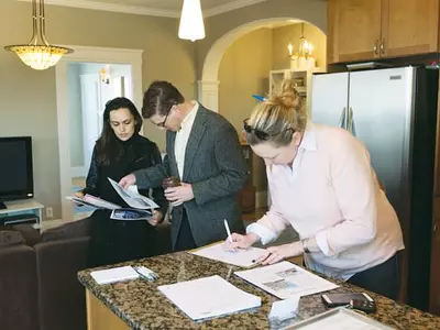 코로나 사태가 주택 시장에는 원군?