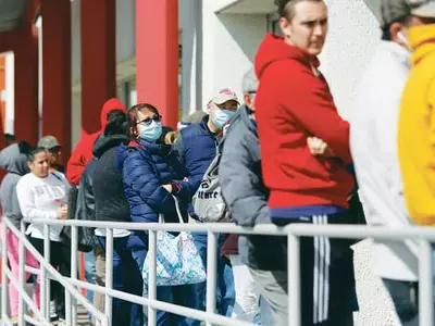 식당·주점 셧다운… 400만 근로자 ‘실직 위기’