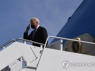 애틀랜타 총격에 톤 바꾼 바이든 "증오범죄법 신속 처리 촉구"