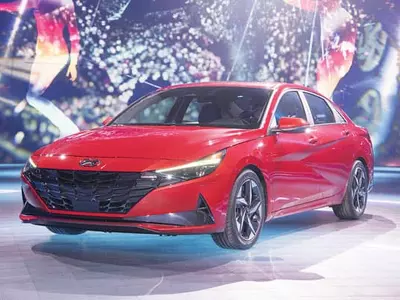 얼굴·성능 확 바뀐 올 뉴 엘란트라 첫 공개