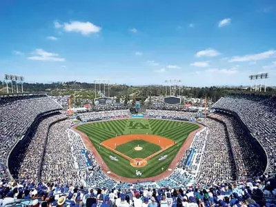 성탄절 월드시리즈? 경기 수 축소?… MLB의 선택은