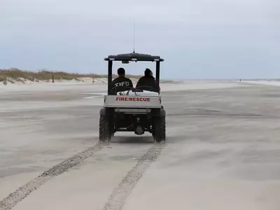 조지아 해변 재오픈에 현지 시장 반발